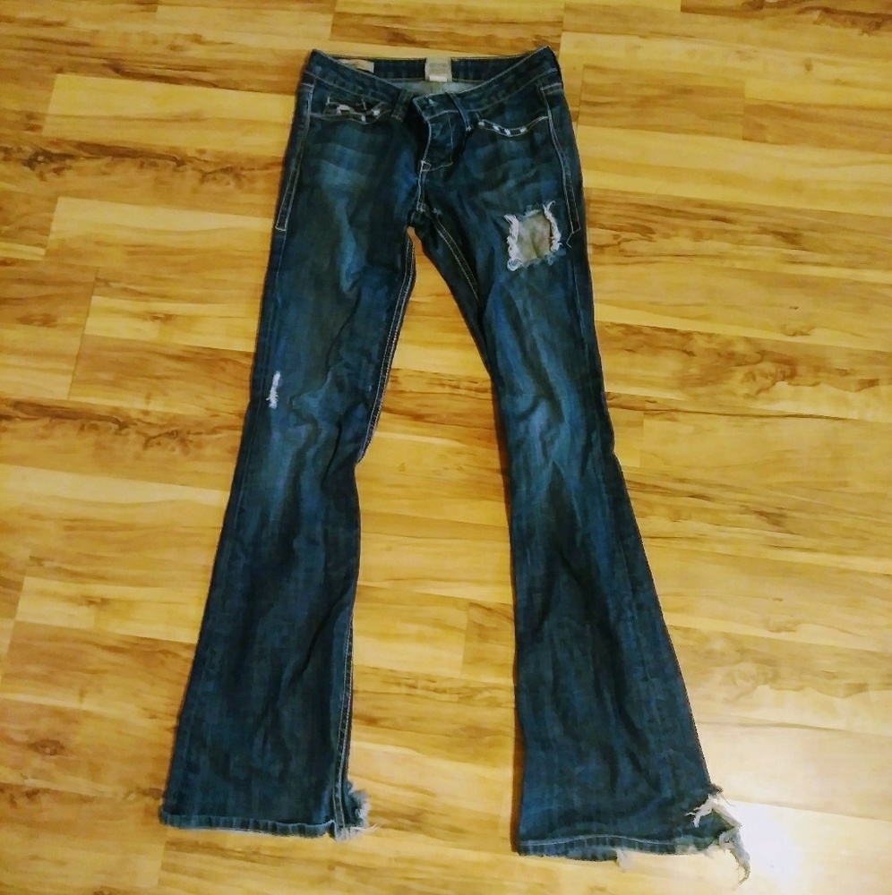 Distressed William Rast Jeans - Picture 2 of 4